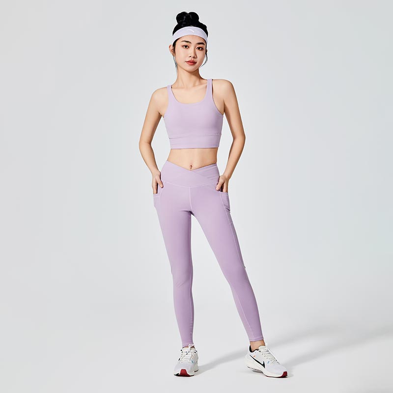 sport bra